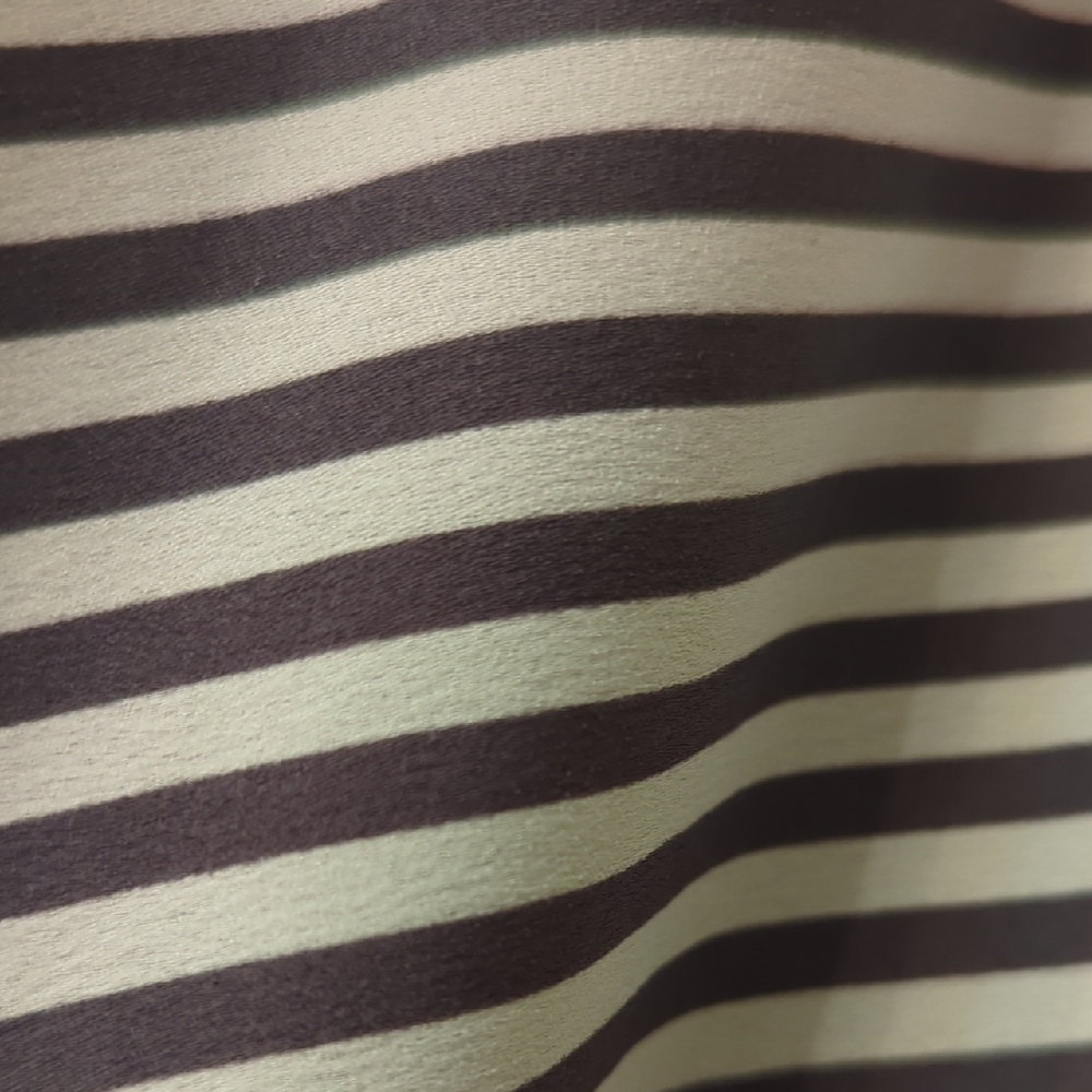 Ann Taylor Striped Top Capsule Wardrobe Classic Office Wear - Picture 6 of 6